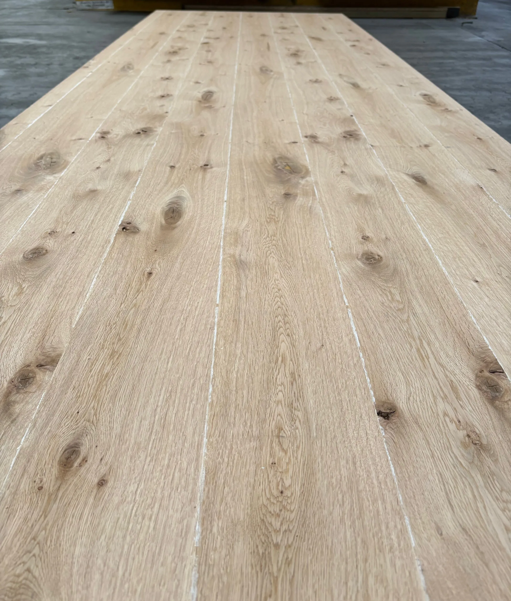 23 mm Eiche ast. MDF furniert