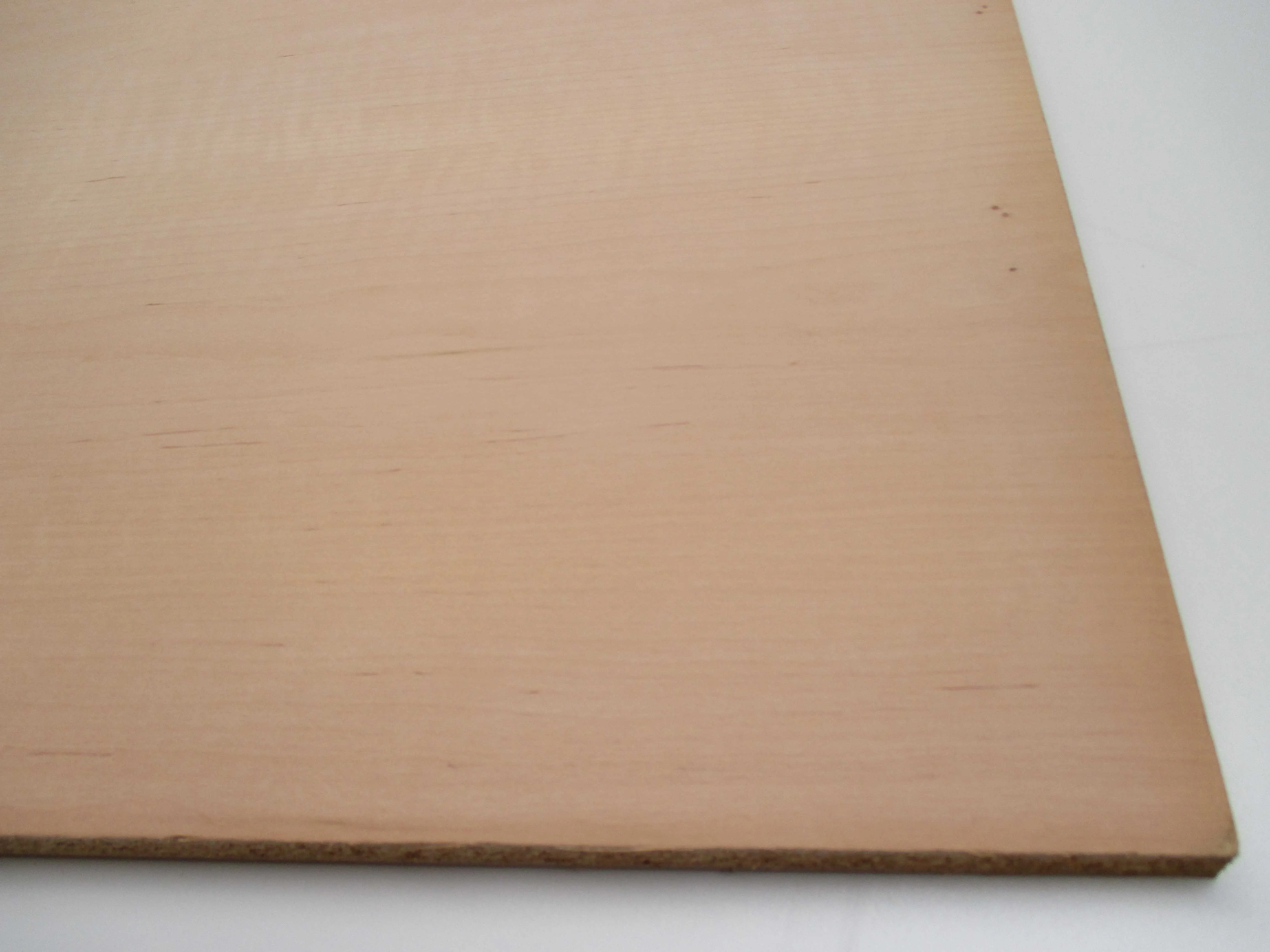 19 mm Erle-Spanplatte A/B, E1,