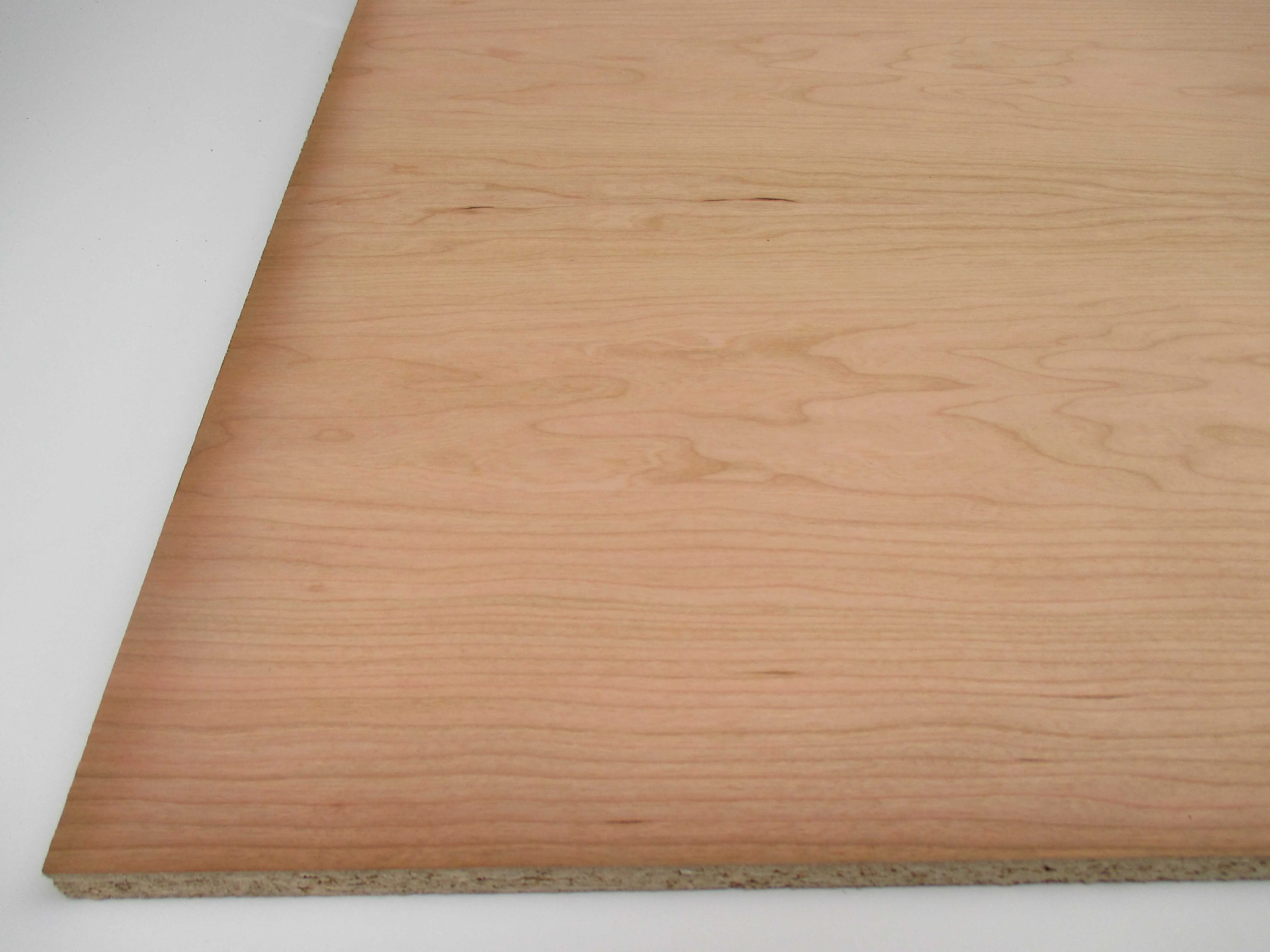 19 mm Kirschbaum-Spanplatte amerik. A/B,