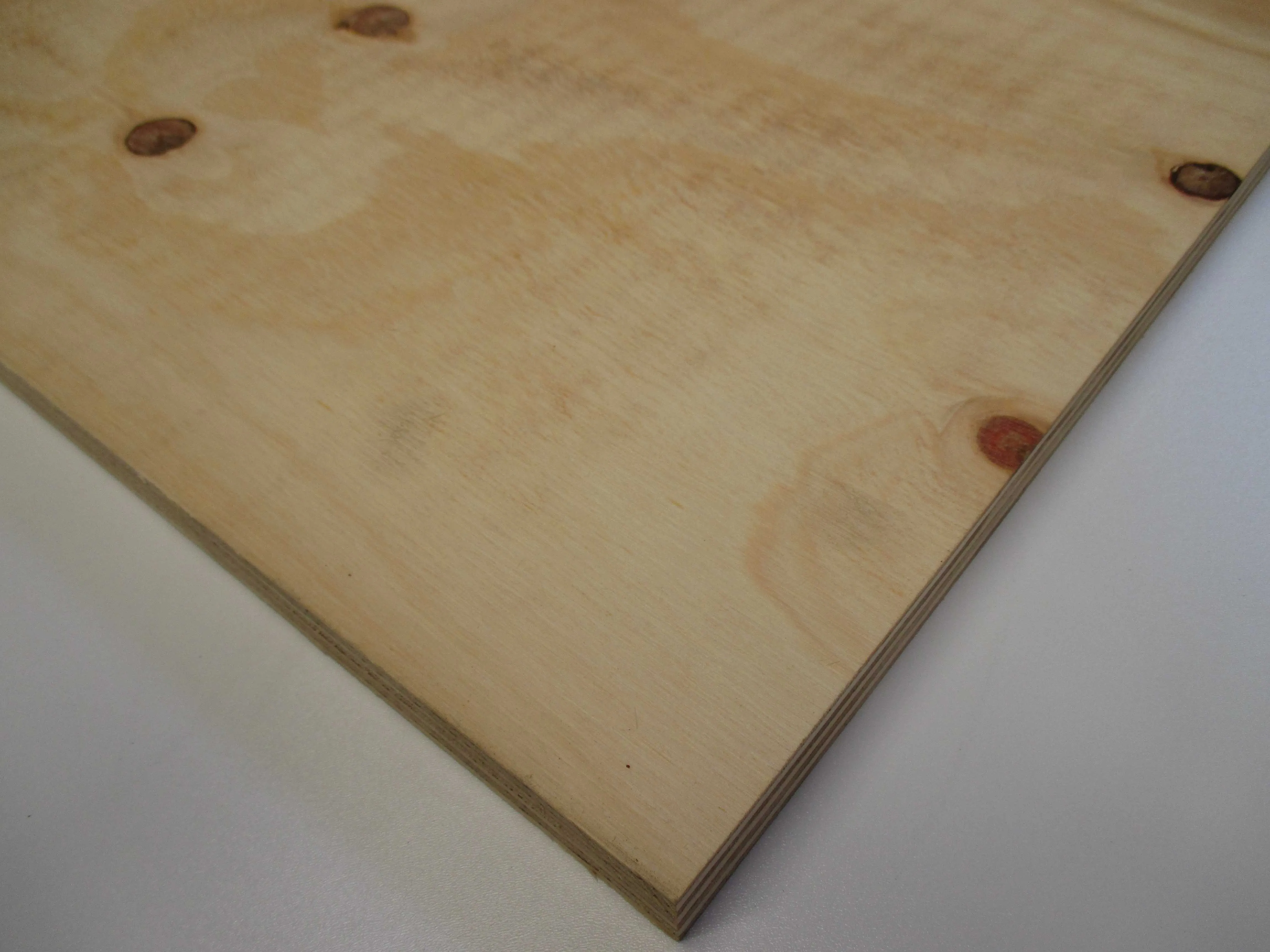 40 mm Elliottis-Pine Sperrholz C+/C, WBP