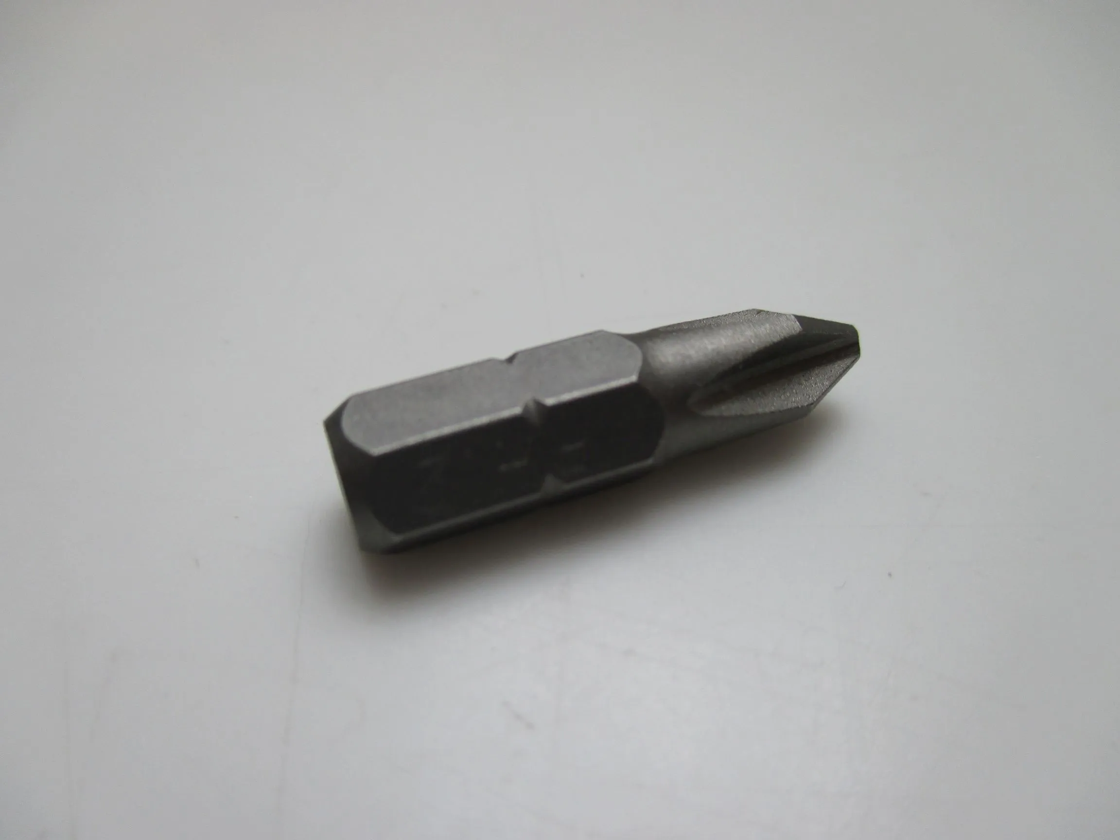 \\FWDC1\shares\Bilder Homepage Artikel\Neuer Shop 2018\Zubehör\Kleineisenteile und Werkzeuge\Kreuzschlitzklingen.JPG